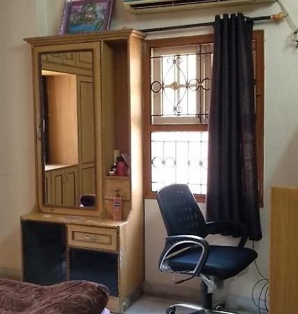 Apartmán Srinivas Nilayam Hajdarábád Exteriér fotografie